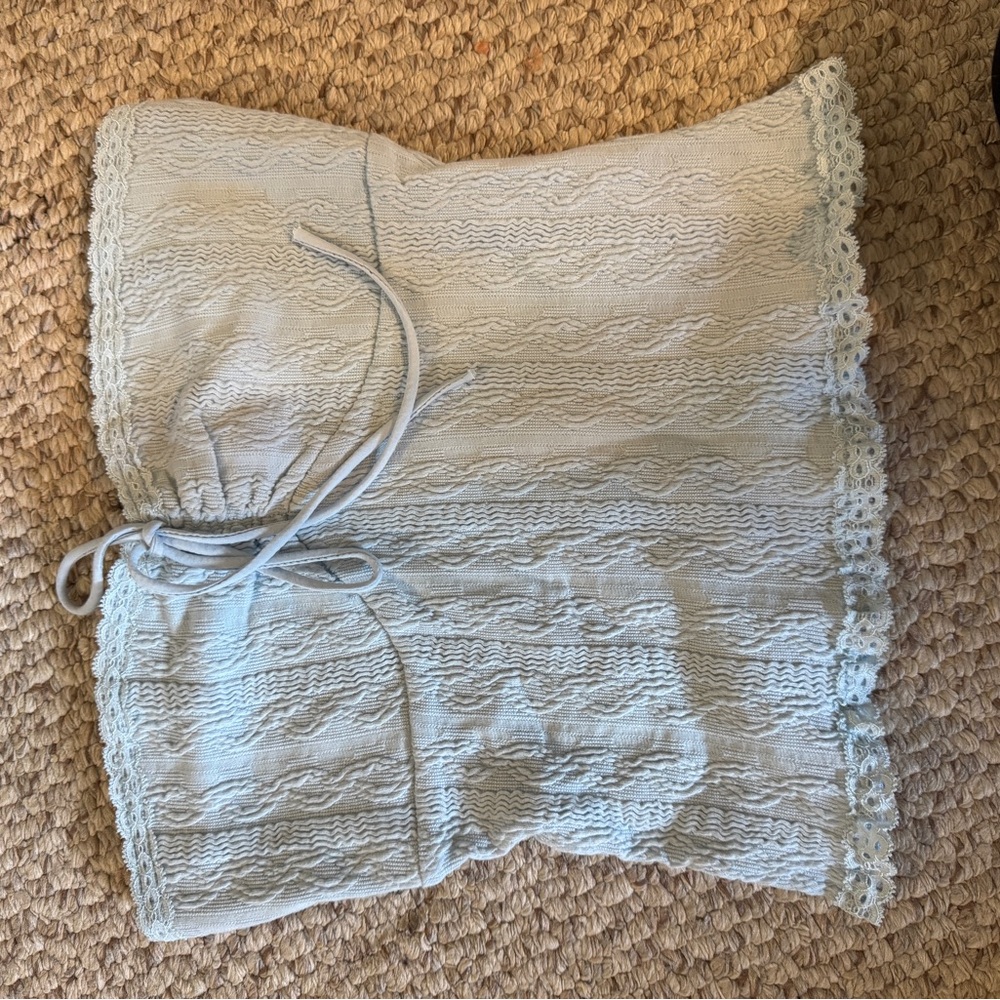 edikted light blue tube top